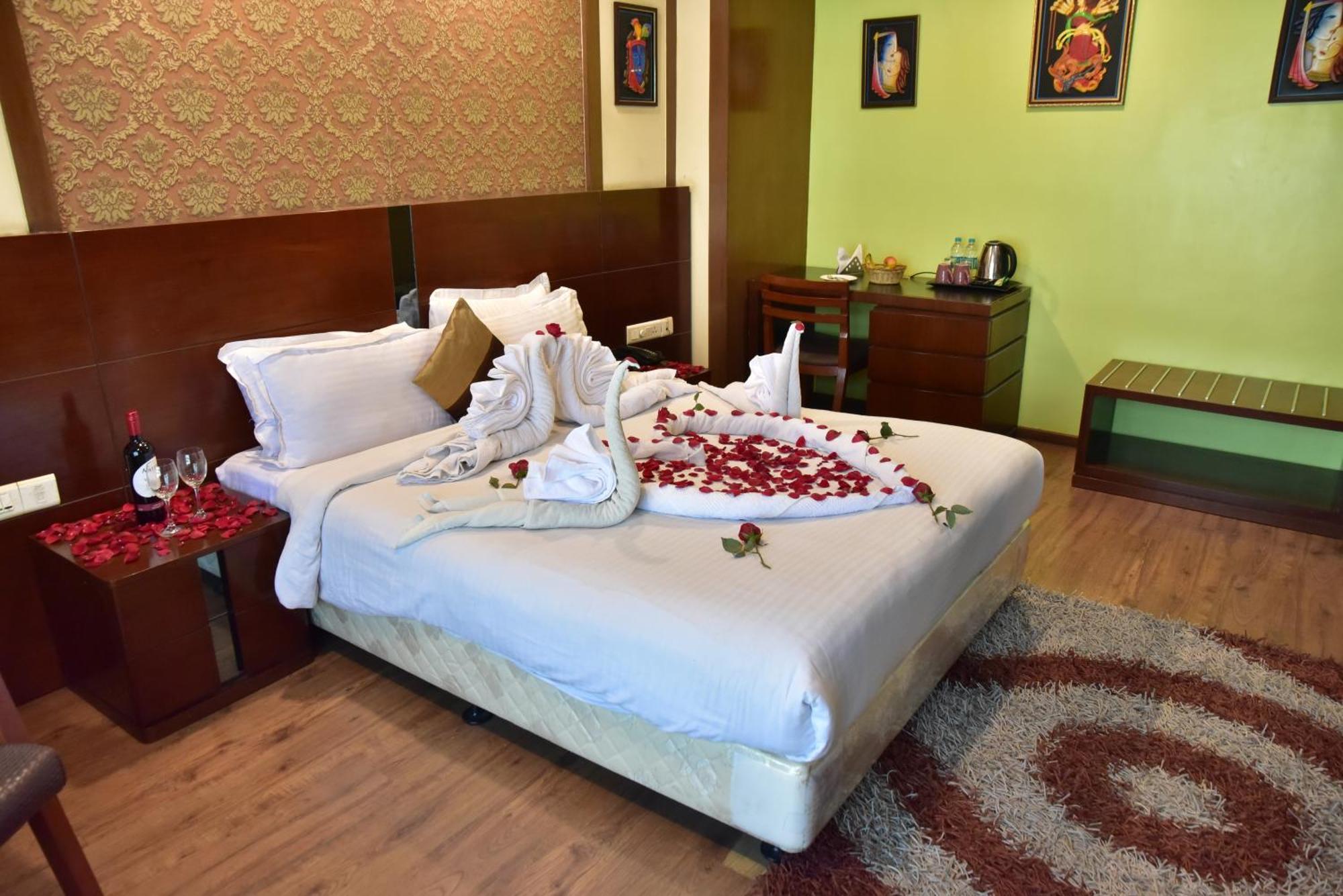 Hotel Ambassador Chocolate Inn Kalyani Eksteriør bilde