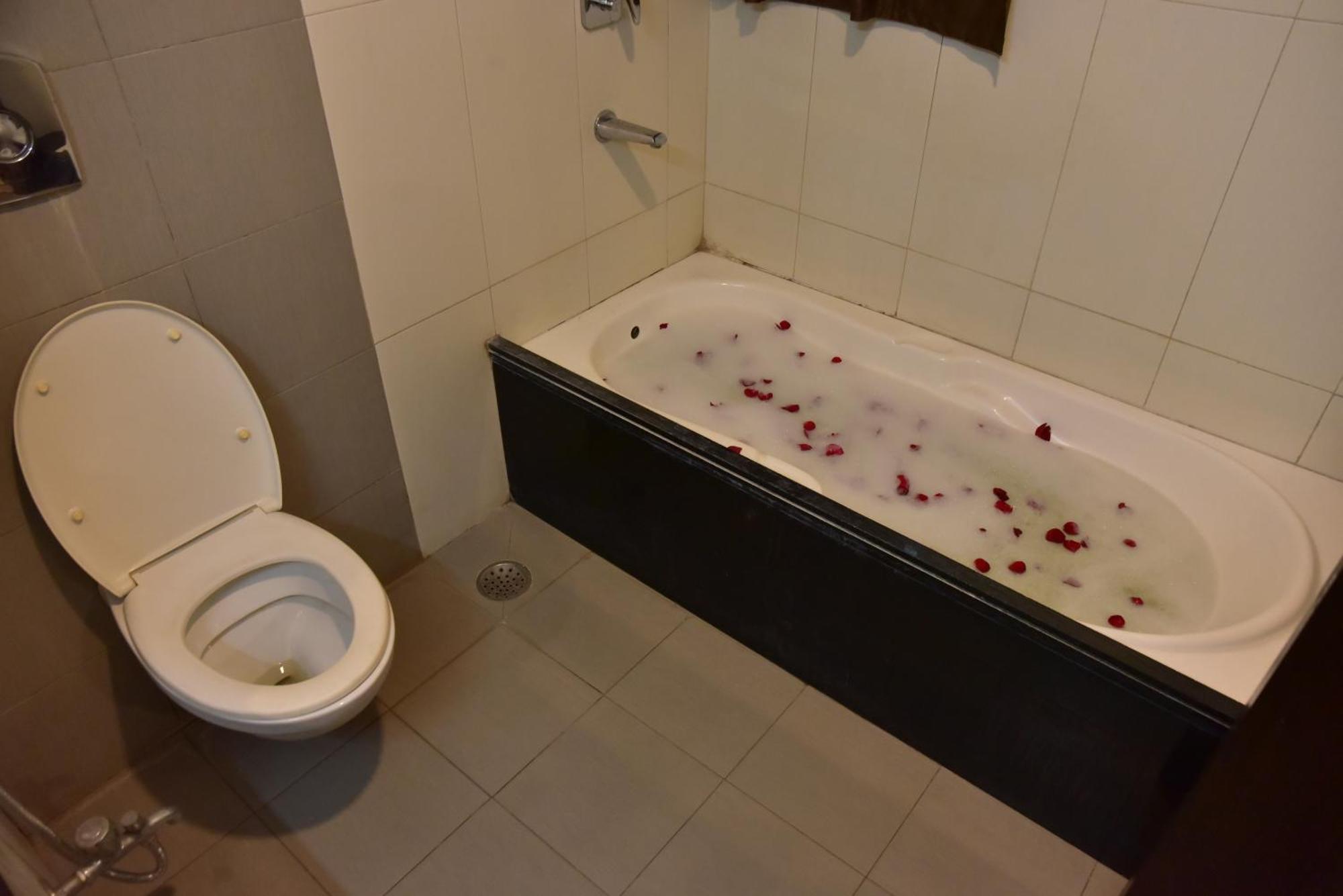 Hotel Ambassador Chocolate Inn Kalyani Eksteriør bilde
